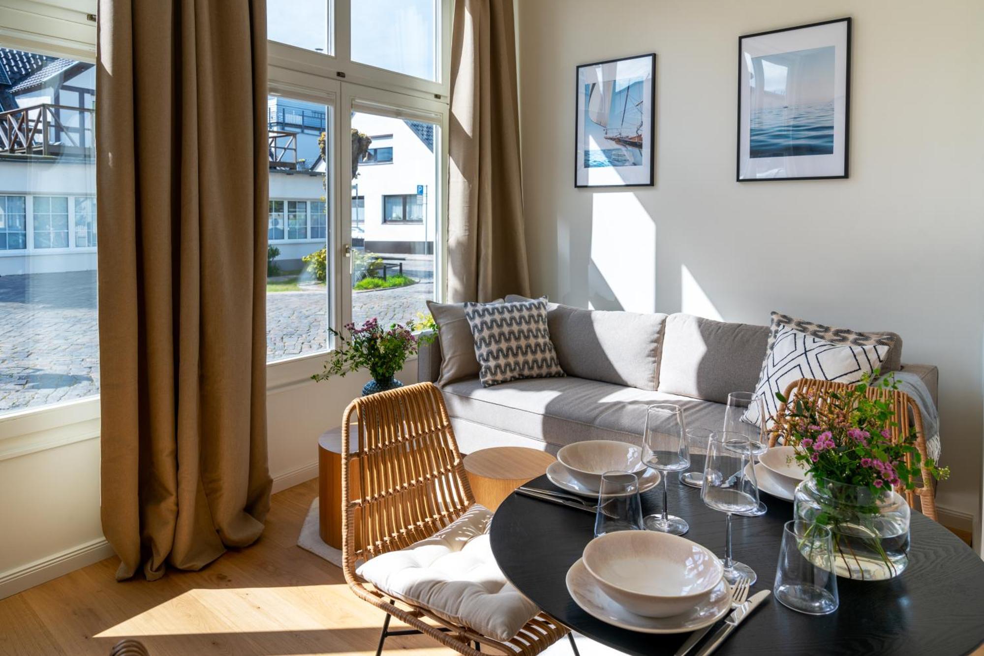 Kapitaenshaus Friedrich Franz - Premium Apartments 200 Meter Vom Strand Und Alten Strom Росток Экстерьер фото